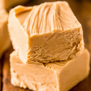 Delicious easy peanut butter fudge squares on a plate
