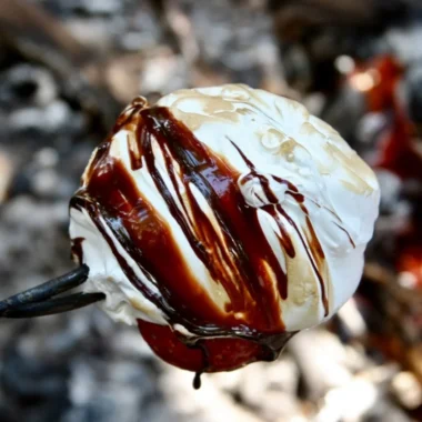 Delicious strawberries dipped in marshmallow cream for a tasty dessert